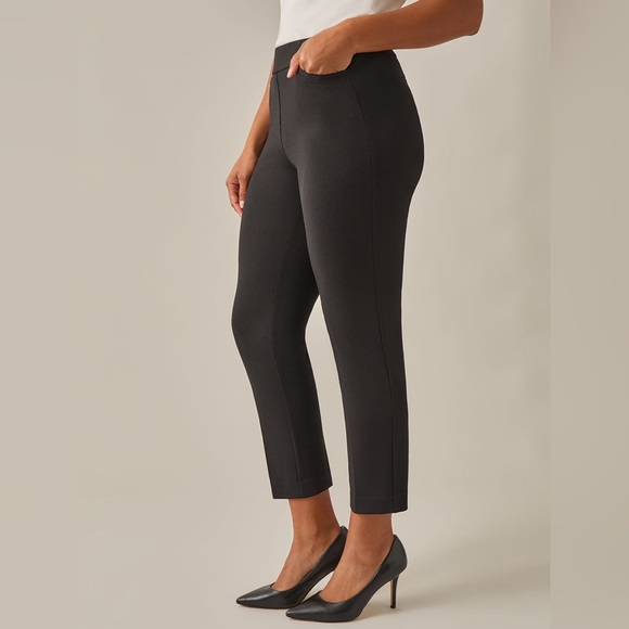 NWT Kasper Pull-On Straight Leg Ankle Pants, Black Women's Black Slim Fit Pants - Picture 2 of 4